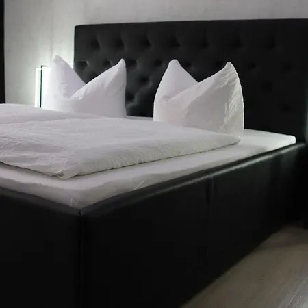 3 Nur 1km Bis Badestrand Stoebnitz * Mucheln